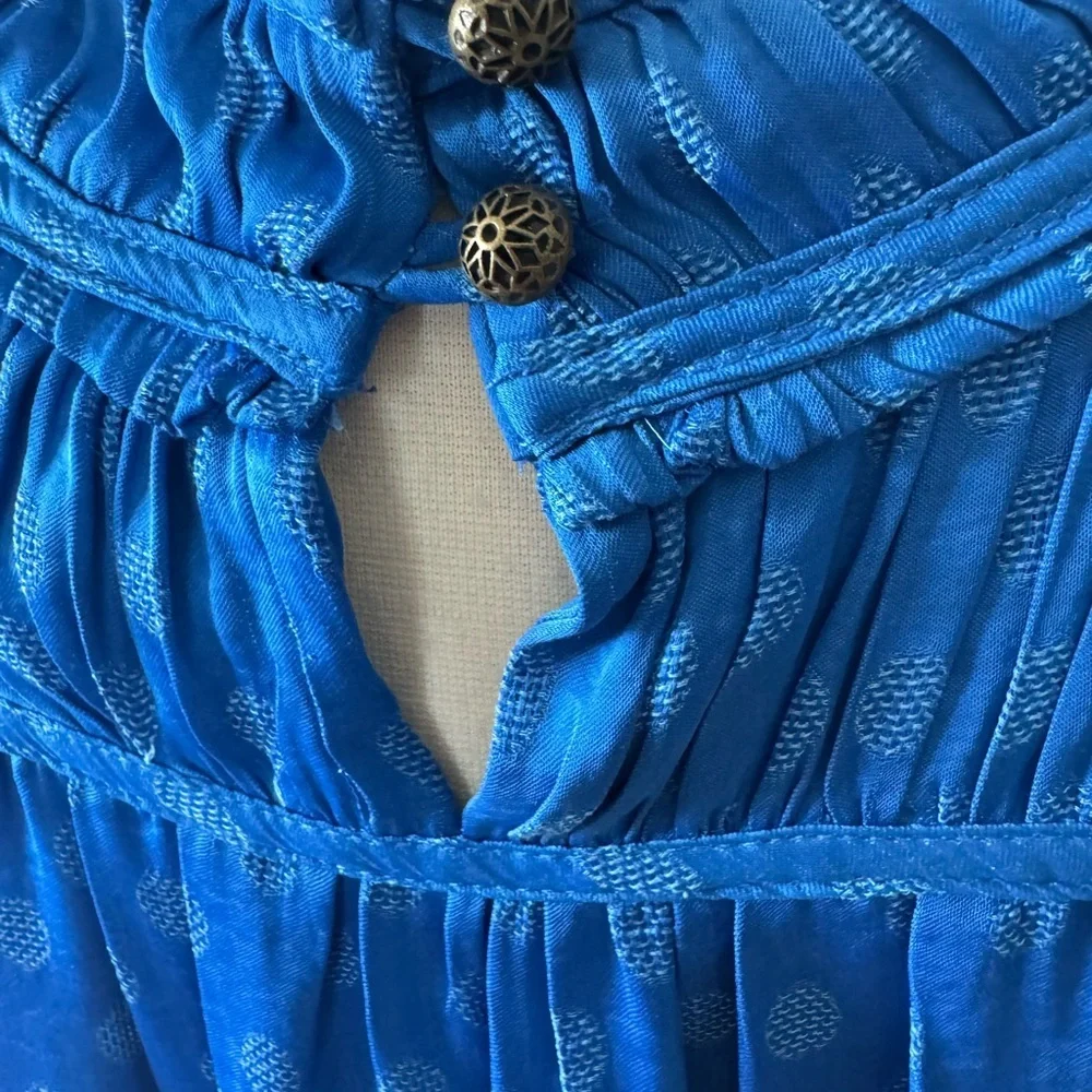 Anthropologie Maeve Blue Clovis Pleated Top Sleeveless Blouse - Picture 9 of 9